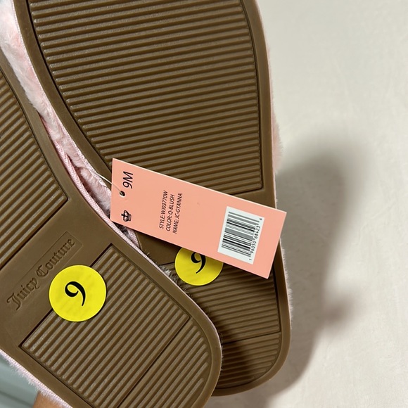 Soft Pink Juicy Couture Slippers💗 - Picture 6 of 7